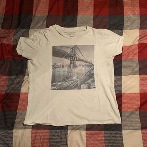 Medium Aeropostale Graphic T-Shirt